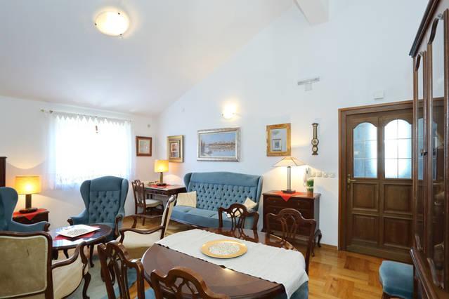 Apartment Sara Пироваць Екстер'єр фото