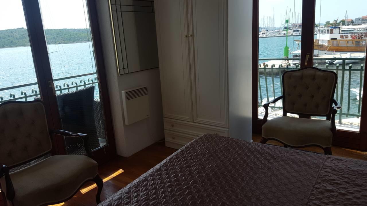 Apartment Sara Пироваць Екстер'єр фото