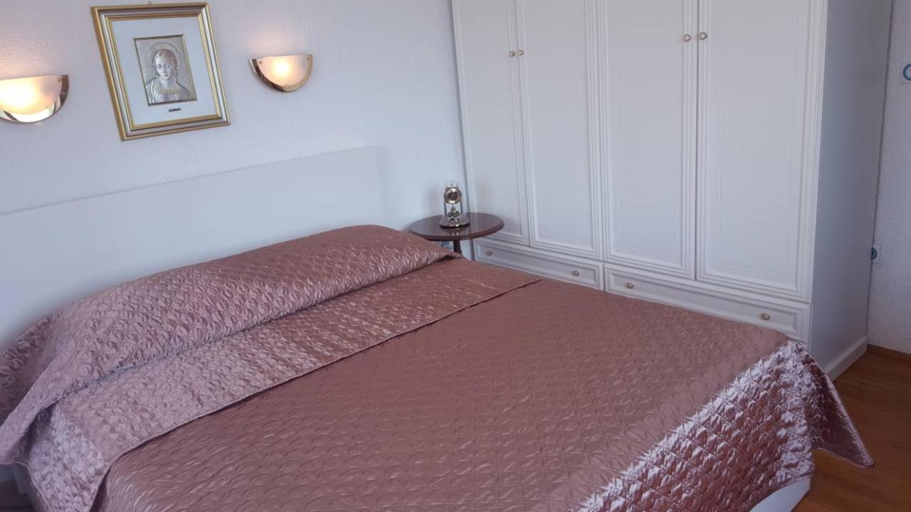 Apartment Sara Пироваць Екстер'єр фото